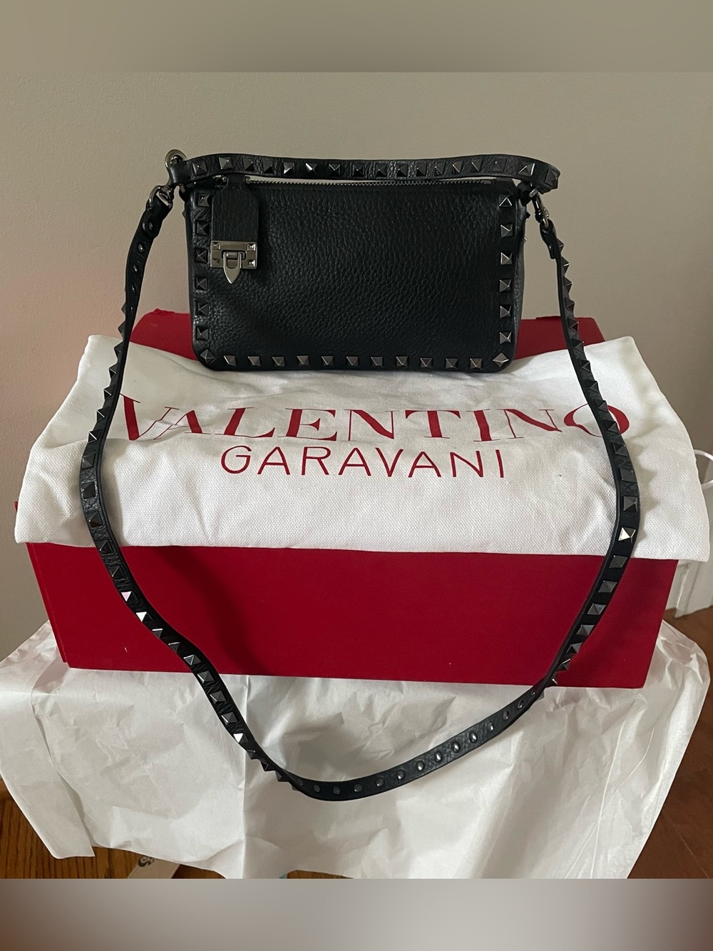 Valentino Garavani Small Rockstud Grainy Calfskin Crossbody Bag Black Gunmetal